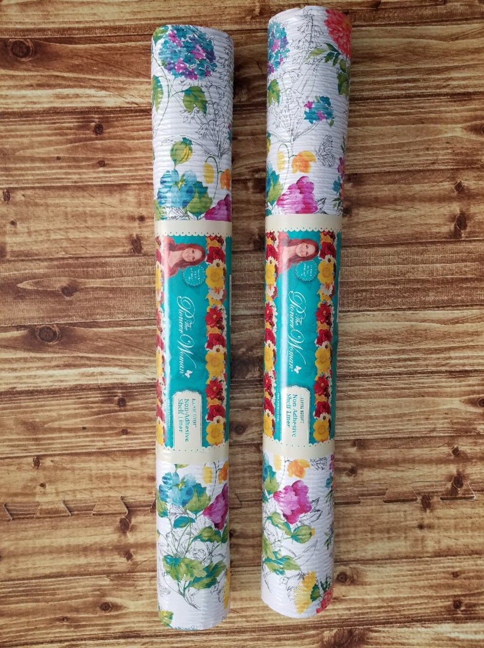 NWT Pioneer Woman Blooming Bouquet Non Adhesive Shelf Liner 2 Rolls NEW